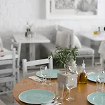 آرغو فندق