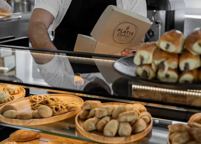 Argo מלון פלאטיס יאלוס