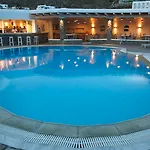 아르고 4* Platys Gialos (Mykonos)