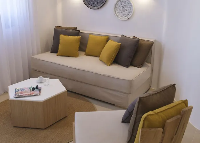 Argo Platys Gialos (Mykonos)